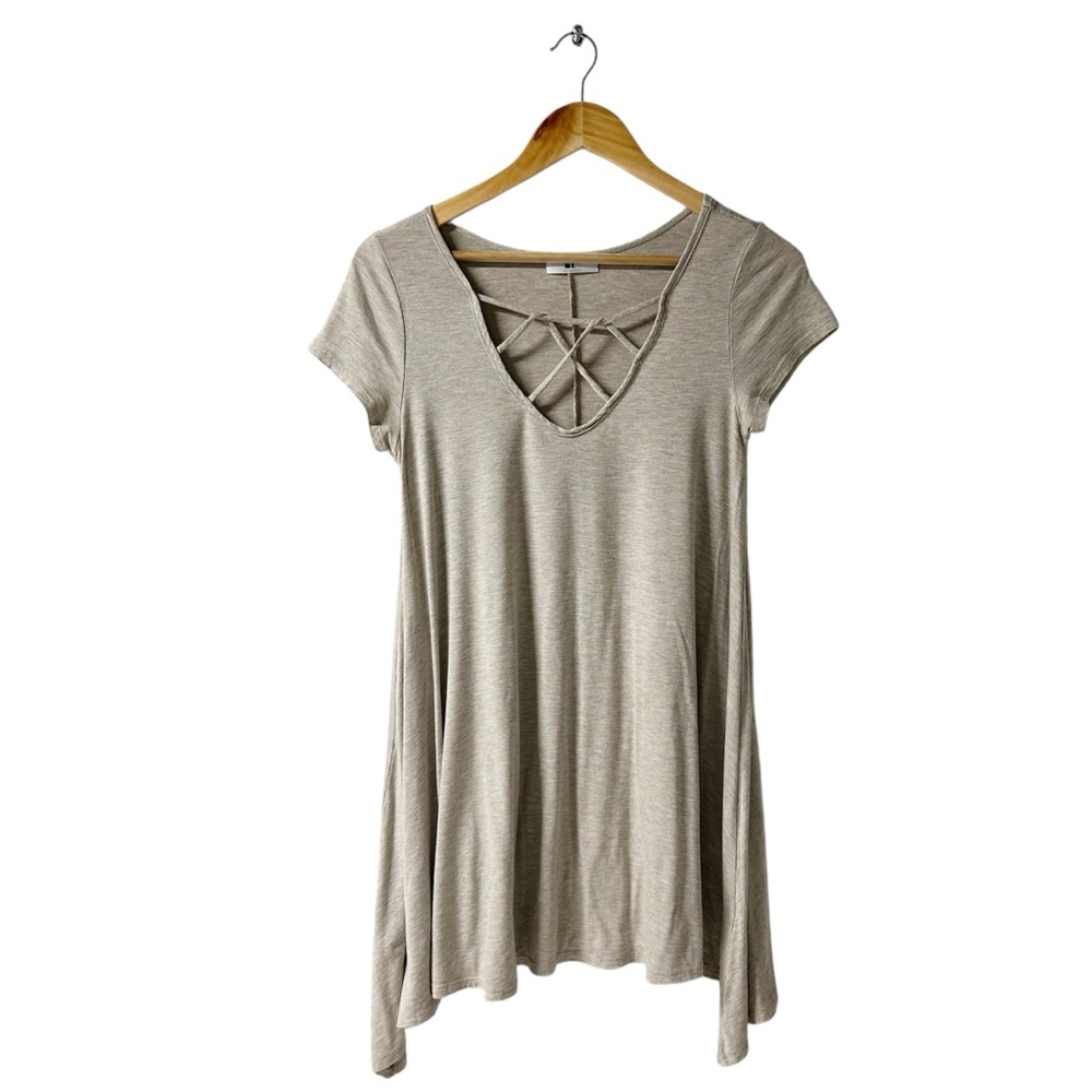 Culture Phit Long Tunic Crossed Neckline Knit Top Tee Sz M  Oatmeal Light Beige